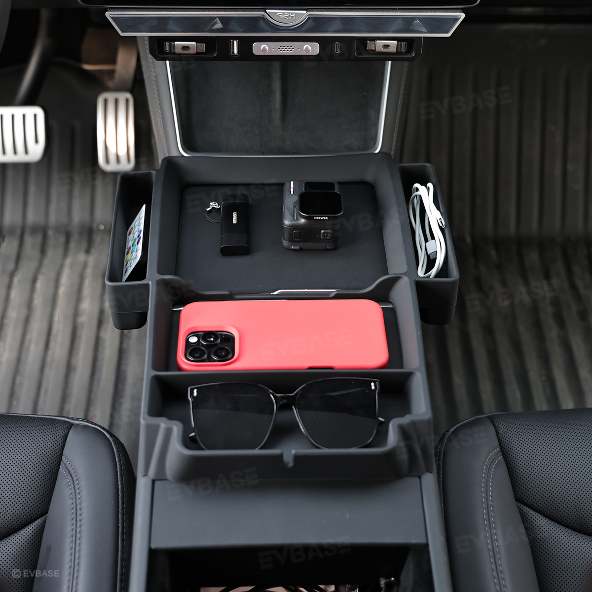 Model Y Juniper/Model Y L/ 3 Highland Center Console Tray 2.0 Silicone Organizer with Side Pockets