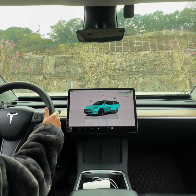 Tesla Model 3 Motorized Windshield Sunshade
